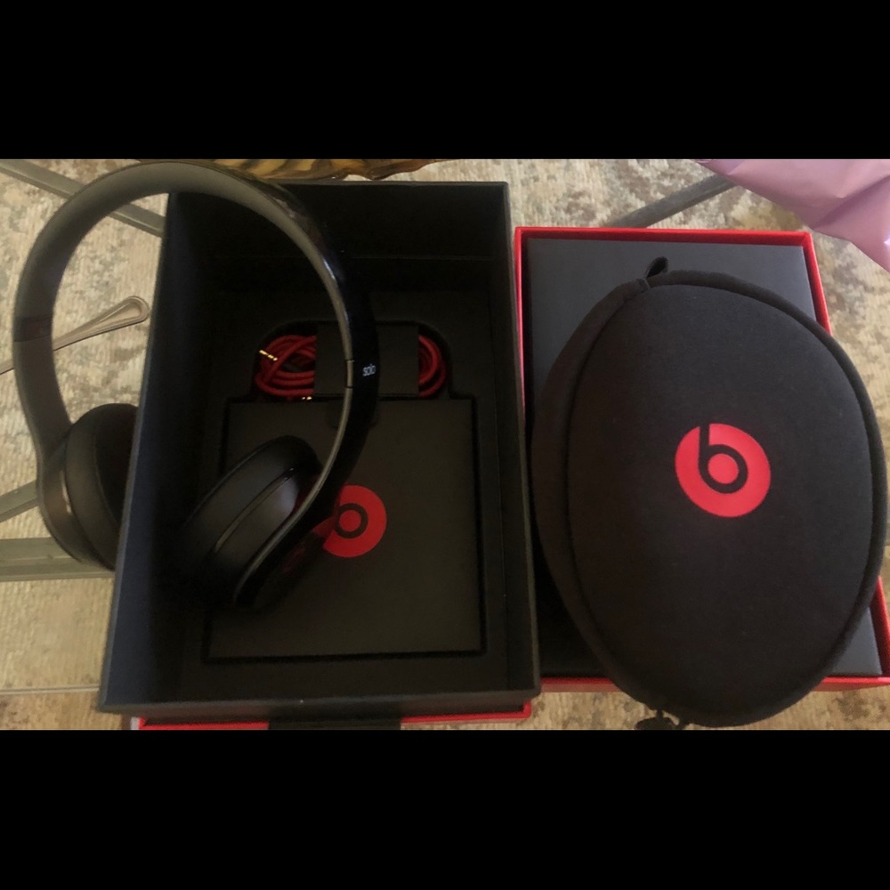 Beats solo 2